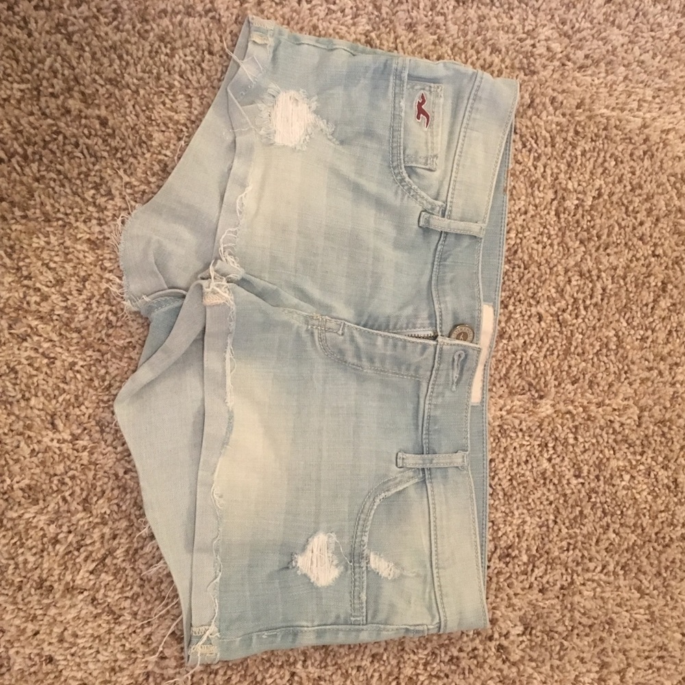 Distressed Denim Hollister Shorts - NWOT